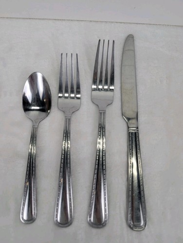 Pfaltzgraff flatware lot - 18/0,